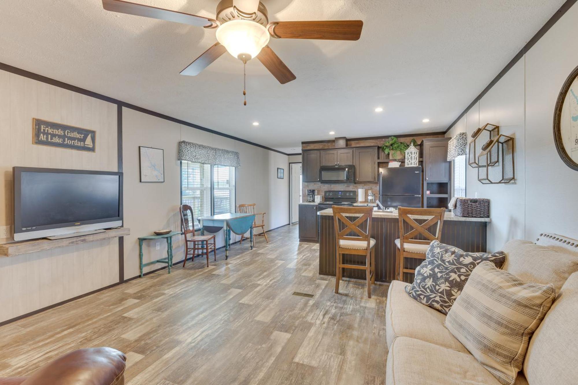 Lakefront Wetumpka Escape With Furnished Deck! ภายนอก รูปภาพ